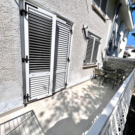 Apartments Villa Ana Dramalj Pokoj fotografie